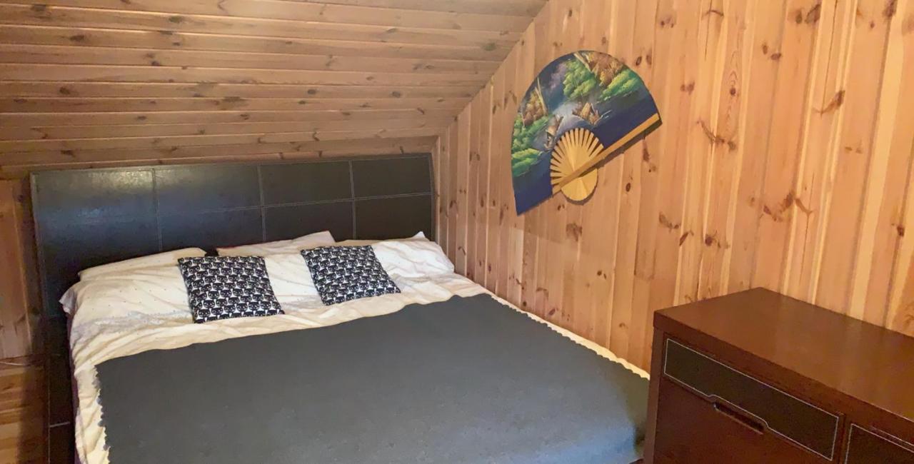 Dom Pod Sosnami Villa Rzewnie Kültér fotó